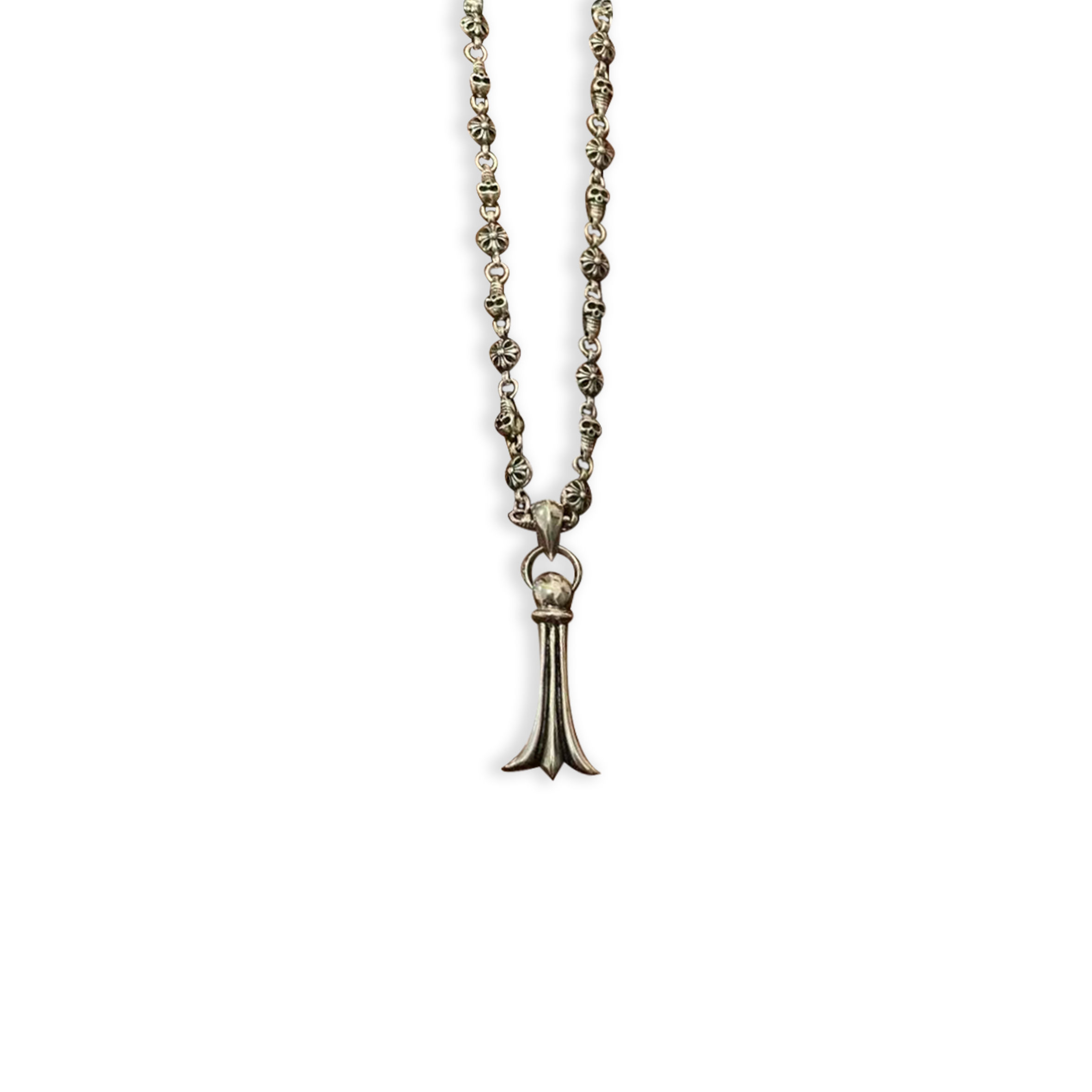 Ch*0me He**ts silver pendant necklace